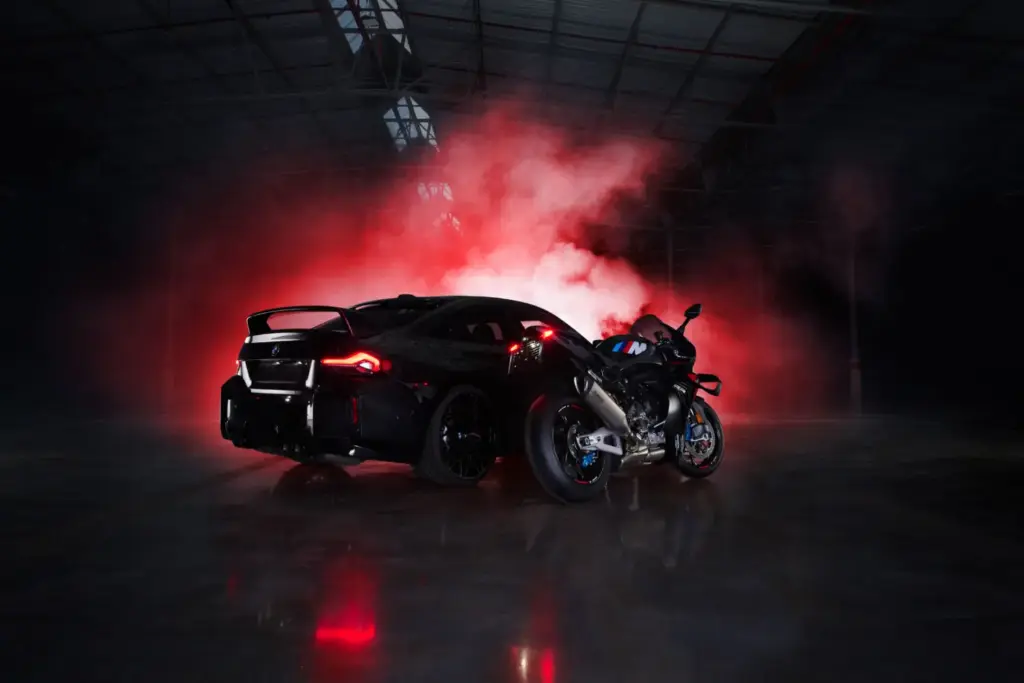 BMW M2 Coupe RR Edition BMW M 1000 RR M2 Editio 17 Motor16