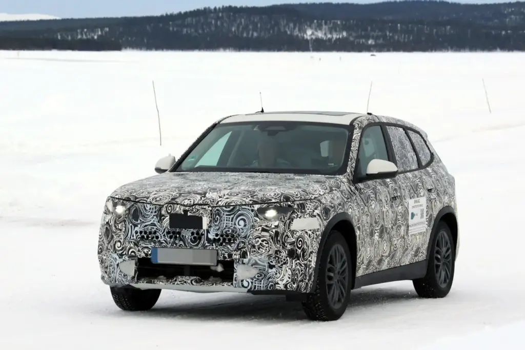 BMW X1 2027 FL 2 Motor16