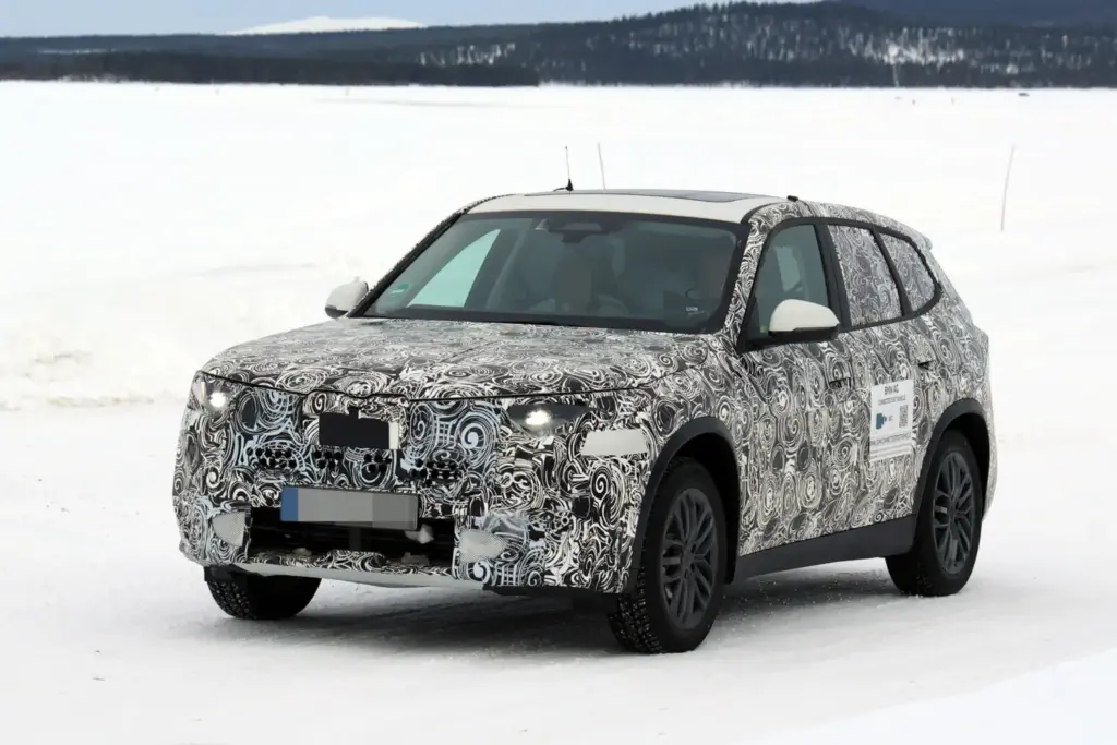 BMW X1 2027 FL 3 Motor16