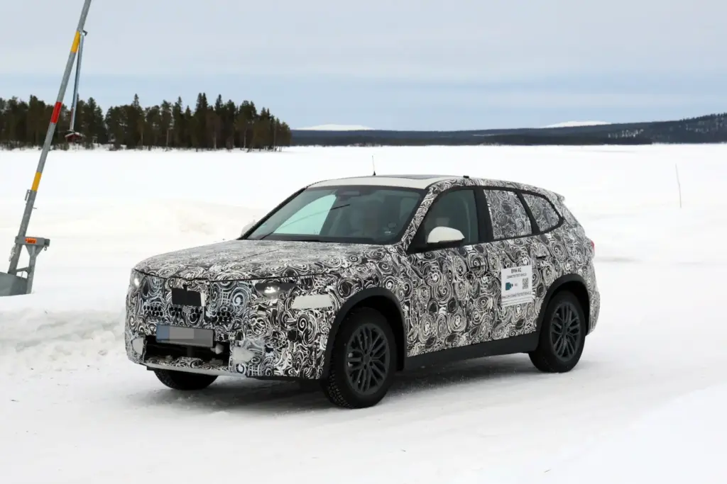BMW X1 2027 FL 5 Motor16