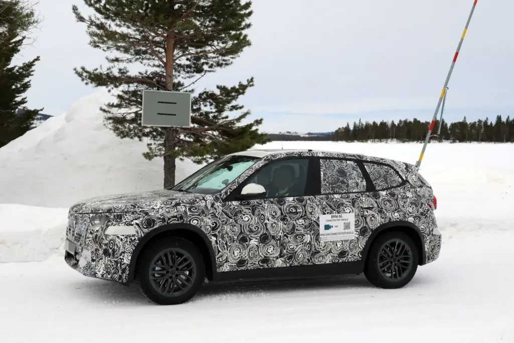 BMW X1 2027 FL 7 Motor16