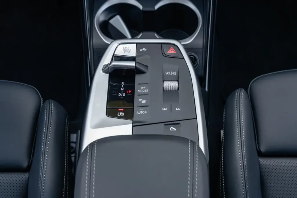 BMW X2 sDrive18d prueba 18 Motor16