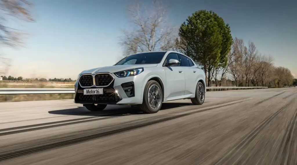 BMW X2 sDrive18d prueba PORTADA Motor16