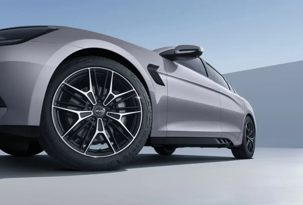 BYD SEAL 2026 17 Motor16