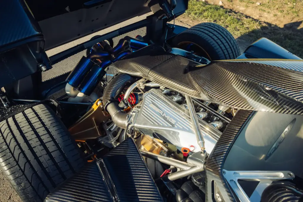 Broad Arrow VE26 2018 Pagani Zonda 760 Unica Roadster engine Motor16