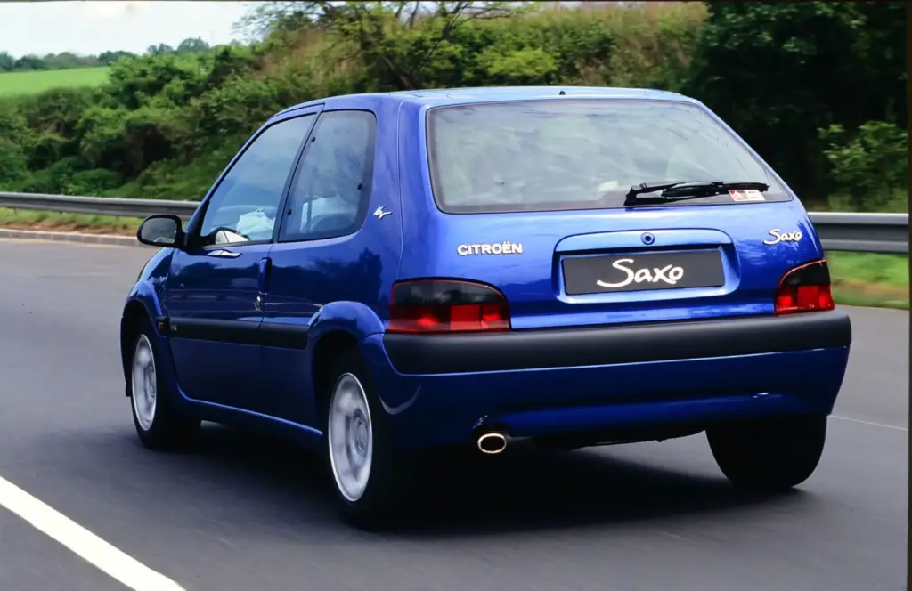 Citroen Saxo VTS 3 Motor16