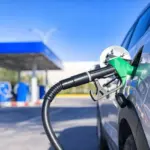 Iván (55), experto en hidrocarburos: «Un país europeo ha comenzado a racionar la gasolina y el diésel. Yo que tú llenaba el depósito hasta la boca hoy mismo»