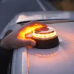 La baliza V16 no basta y la Guardia Civil de Tráfico ya multa a quien no lleve la V25 en su coche