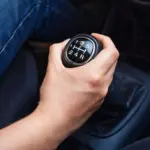 El aviso de los mecánicos a todos los que cambian de marcha a menos de 2.500 rpm: «Luego vendrás llorando por lo que cuesta arreglarlo»