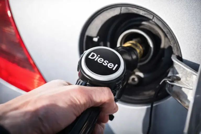 Los expertos lo dejan claro: «Tener un coche diésel supone un riesgo mayor que uno de gasolina»