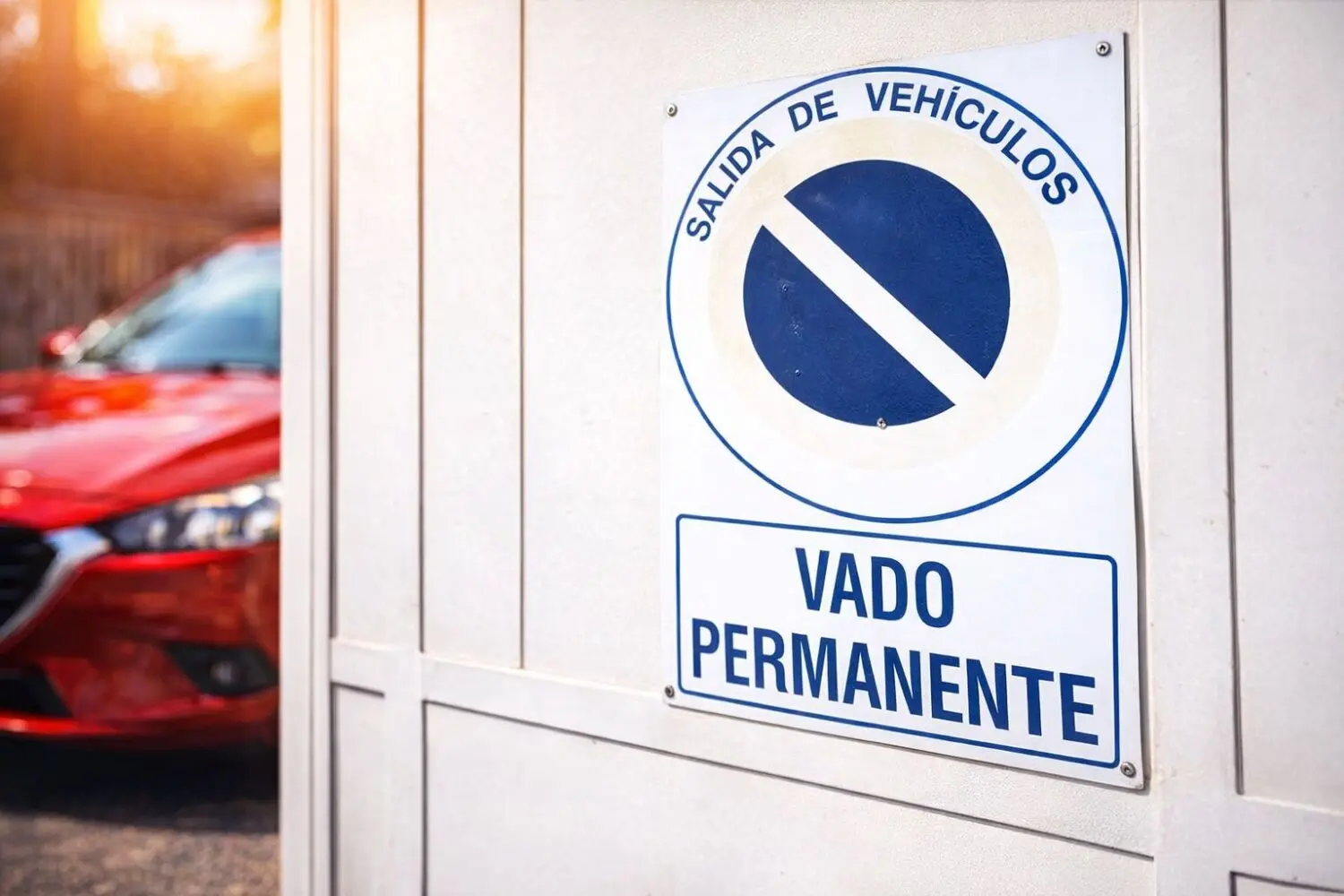 María (44), abogada: «Con la ley en la mano, denunciar a alguien que aparca en su propio vado está más que justificado»