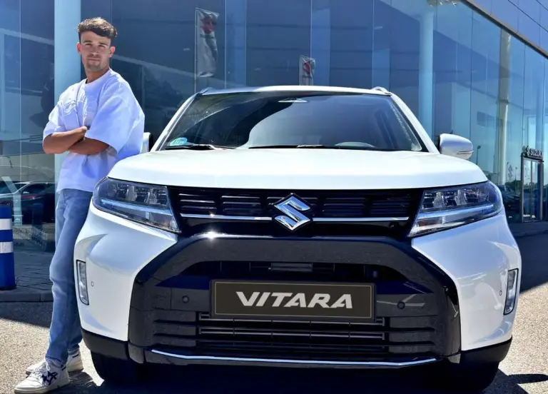 David Cantero, campeón del mundo de triatlón sub-23, se convierte en embajador del Suzuki Vitara