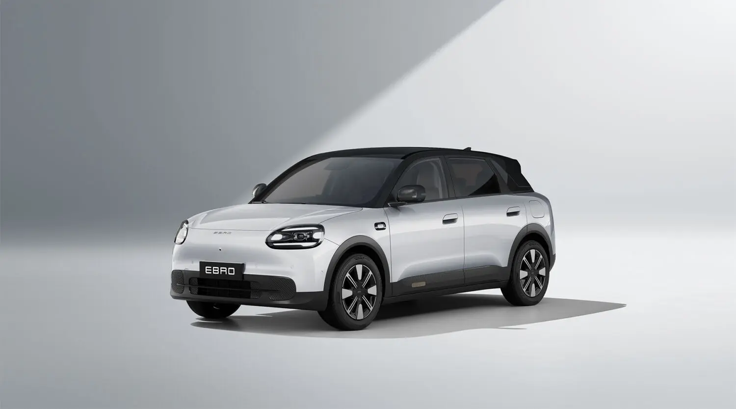 Lo nuevo de EBRO es un modelo de corte urbano y 100 % eléctrico