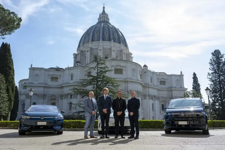 El Vaticano elige a Elli (Volkswagen) para gestionar su flota eléctrica y acelerar su camino hacia la neutralidad climática en 2030