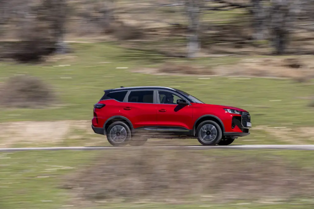 Ebro s700 HEV 10 Motor16