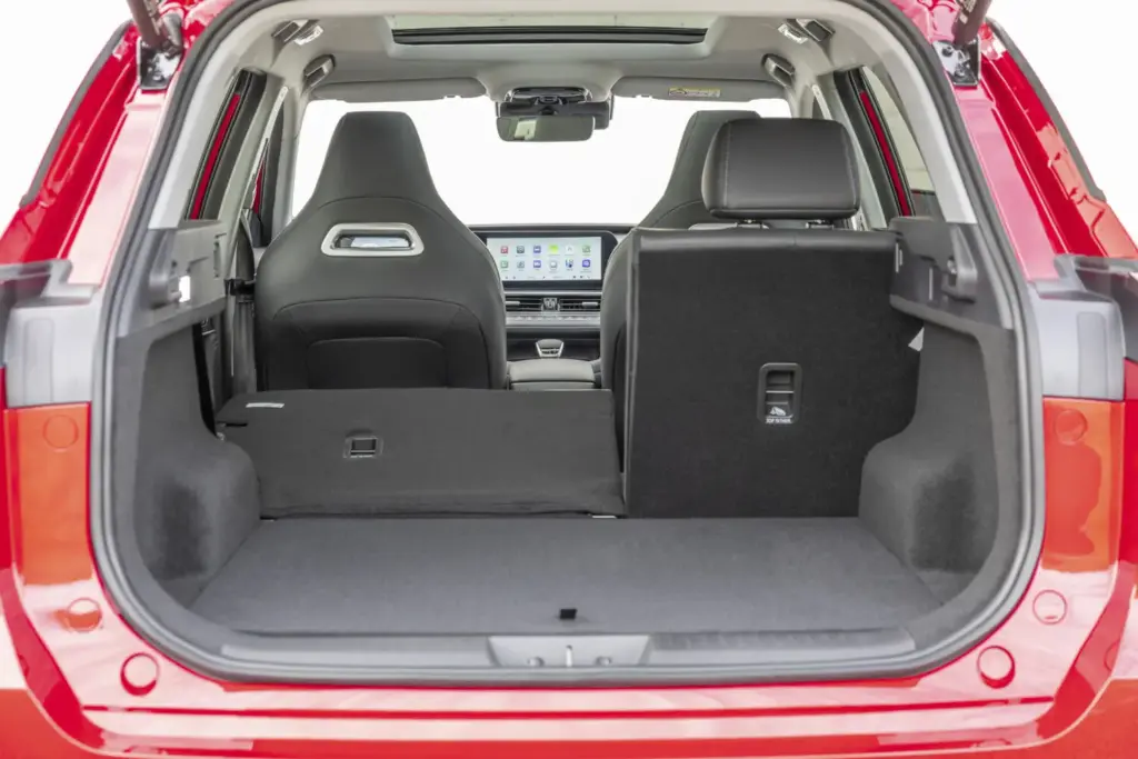 Ebro s700 HEV 20 Motor16