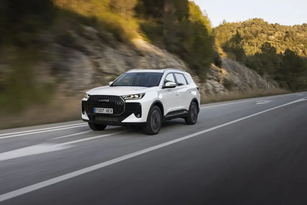 Ebro s700 HEV 4 Motor16