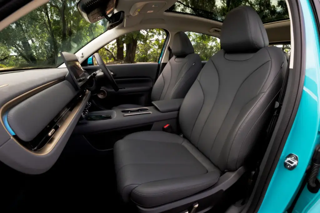 GWM Ora 5 SUV 08 Motor16