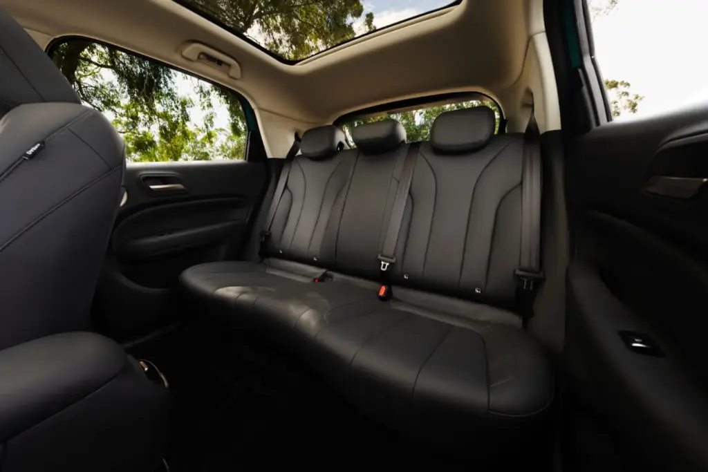 GWM Ora 5 SUV 09 Motor16