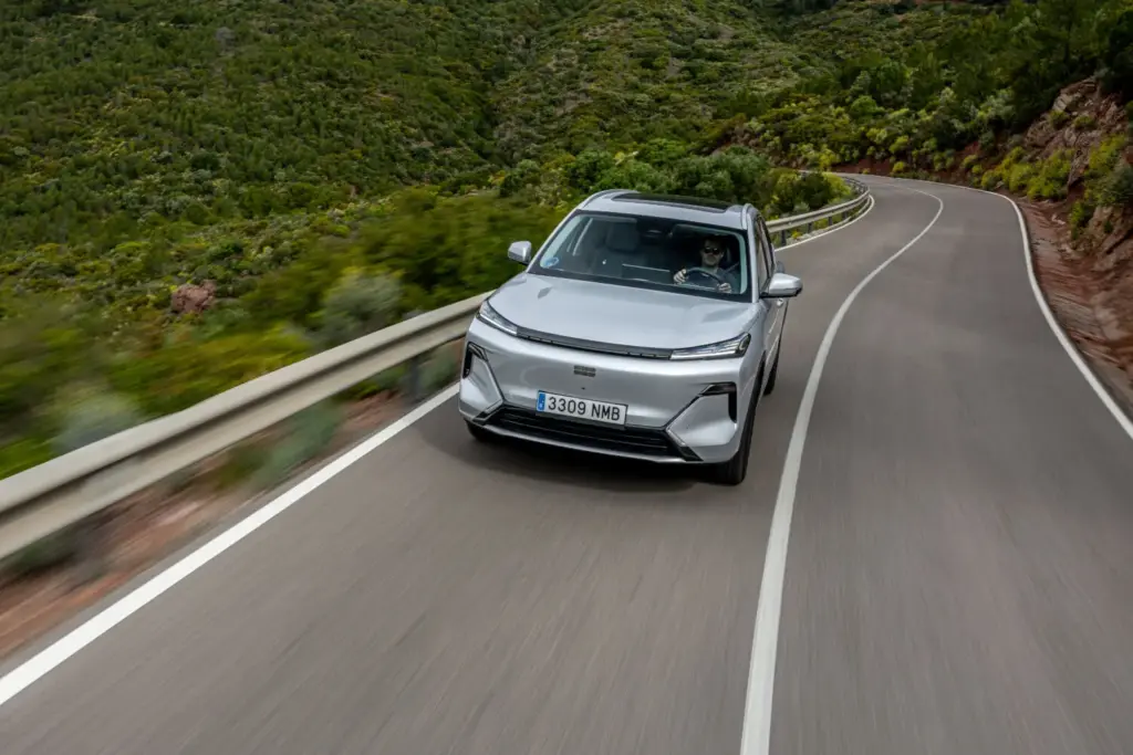 Geely Starray 2026 prueba 12 Motor16