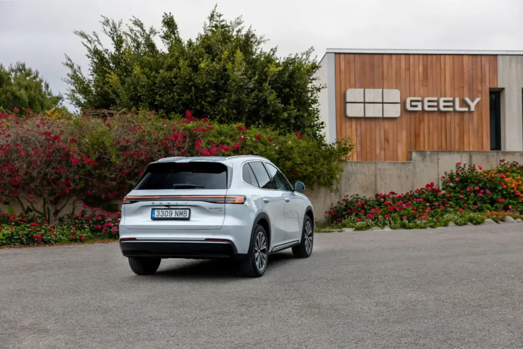 Geely Starray 2026 prueba 3 Motor16