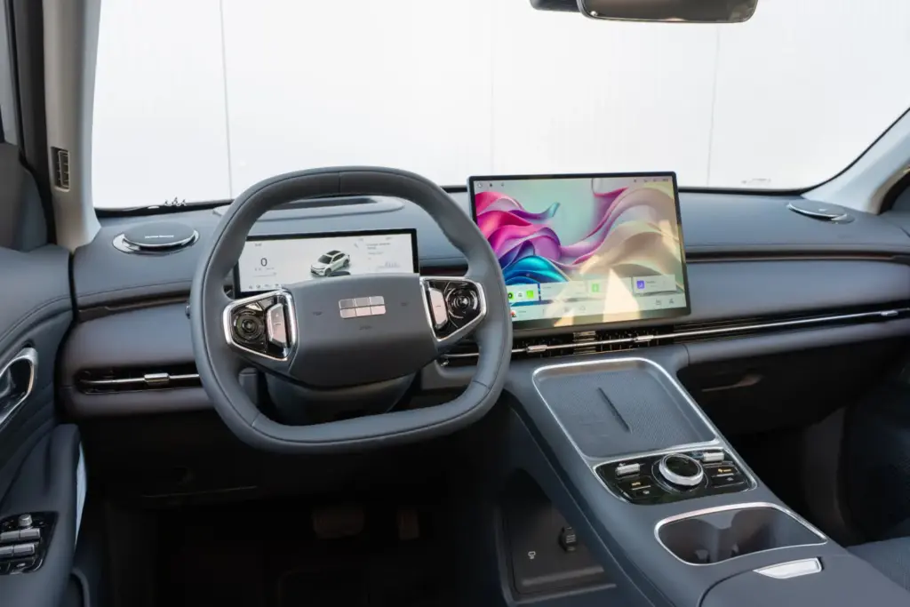 Geely Starry interior prueba 4 Motor16