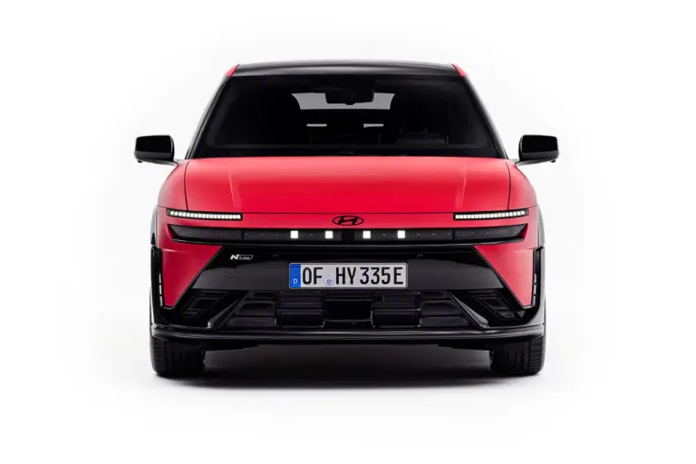 Hyundai Ioniq 3: el nuevo B eléctrico con hasta 496 km de autonomía WLTP