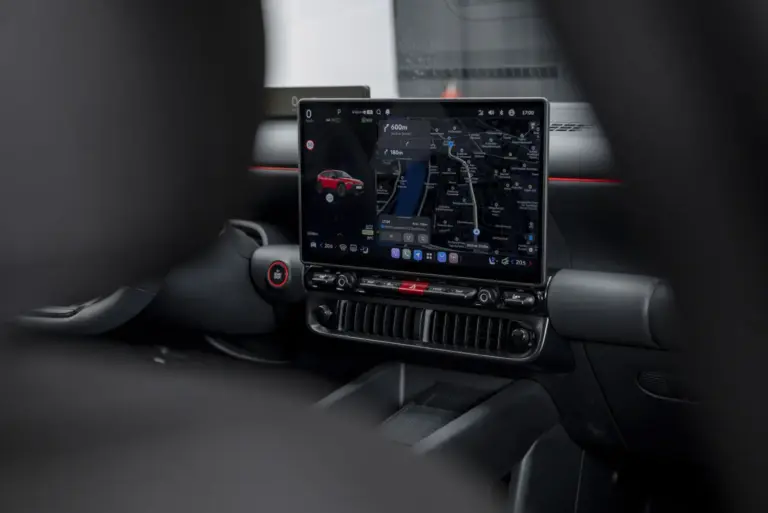 Hyundai Ioniq 3 estrena pantalla de 14,6 pulgadas con el sistema Pleos Connect para una conectividad total