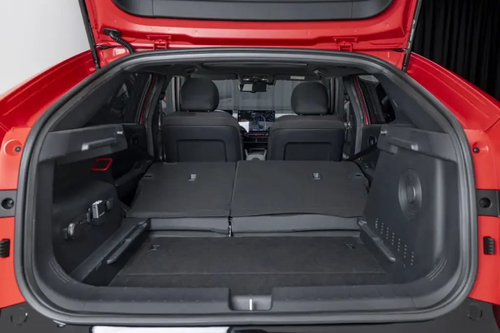 Hyundai Ioniq 3 38 Motor16