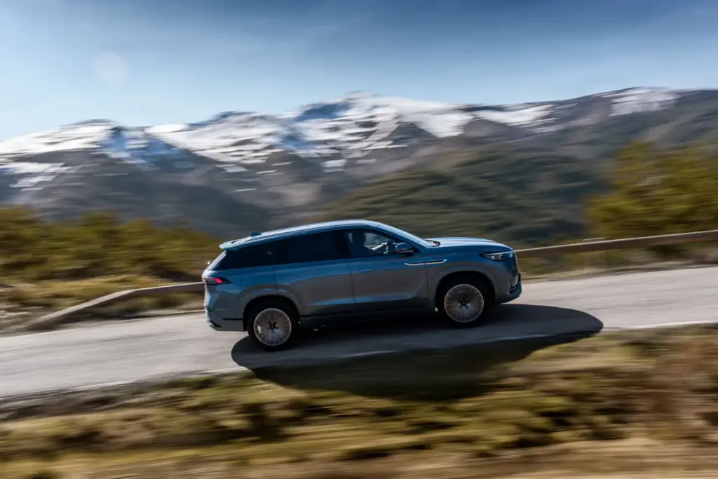 JAECOO 8 SHS dinamicas 12 Motor16