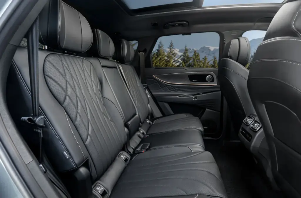 JAECOO 8 SHS interior 22 Motor16