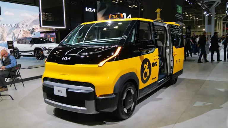 El Kia PV5 se convierte en un taxi adaptado en Nueva York