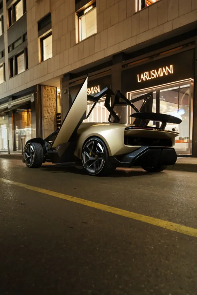 LOTUS THEORY 5 Motor16