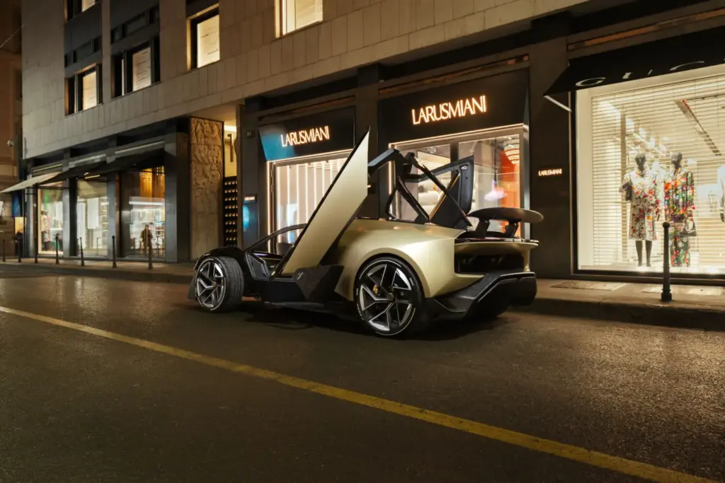 LOTUS THEORY 6 Motor16