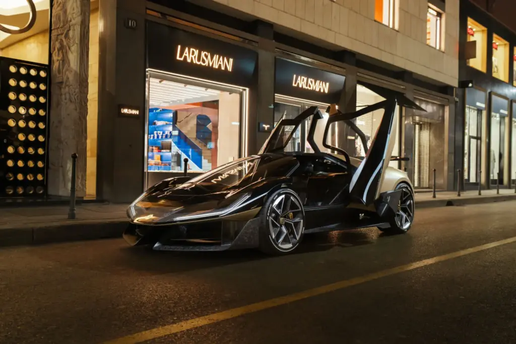 LOTUS THEORY 8 Motor16