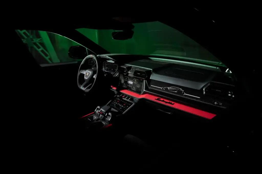 Lamborghini Urus SE Tettonero Capsule 16 Motor16