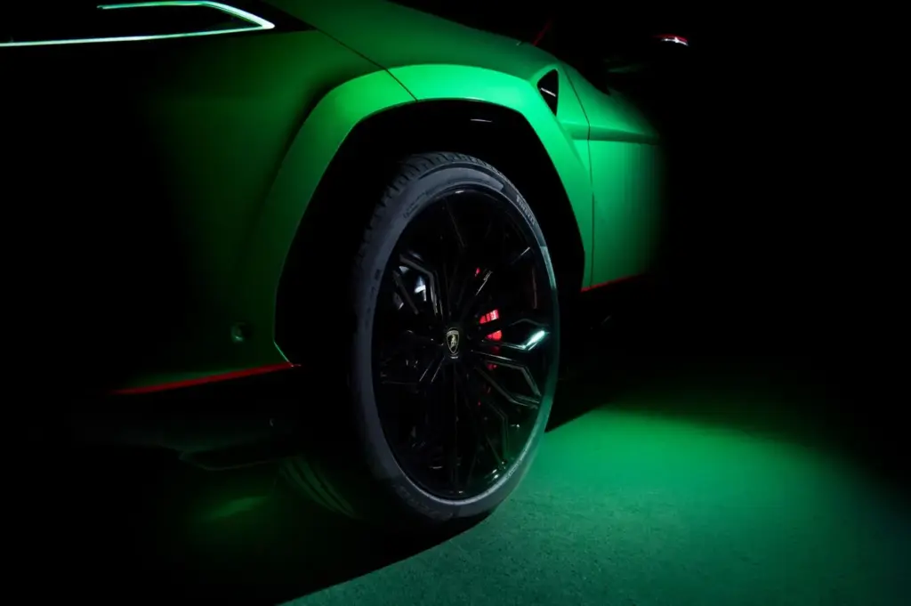 Lamborghini Urus SE Tettonero Capsule 6 Motor16