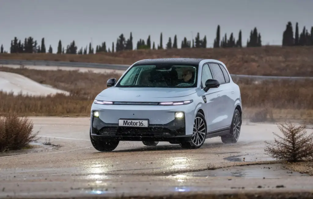 Leapmotor B10 prueba Motor16