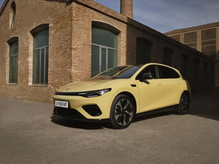 Leapmotor B05 se fabrica en España y abarata 15.000 euros a Peugeot