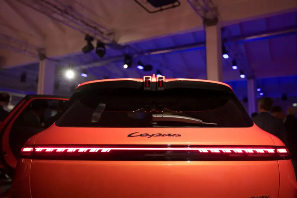 Lepas L6 LHS Milan 10 Motor16