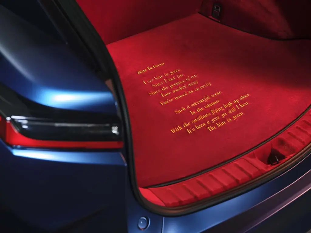 Lexus BlueInGreenEditionRZ 09 Motor16