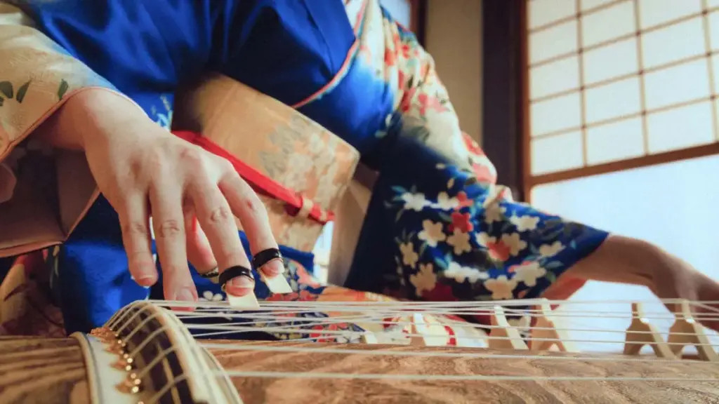 Koto, instrumento, Mazda