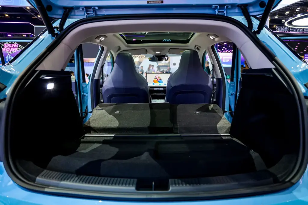 MG en el Salon de Pekin 32 Motor16