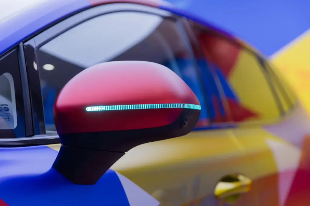 MG en el Salon de Pekin 6 Motor16