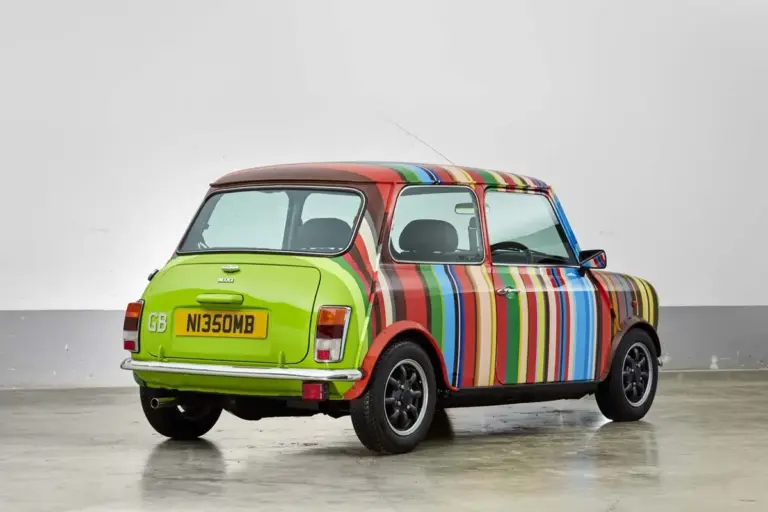 MINI y Paul Smith comparten su pasión por el diseño en Milán