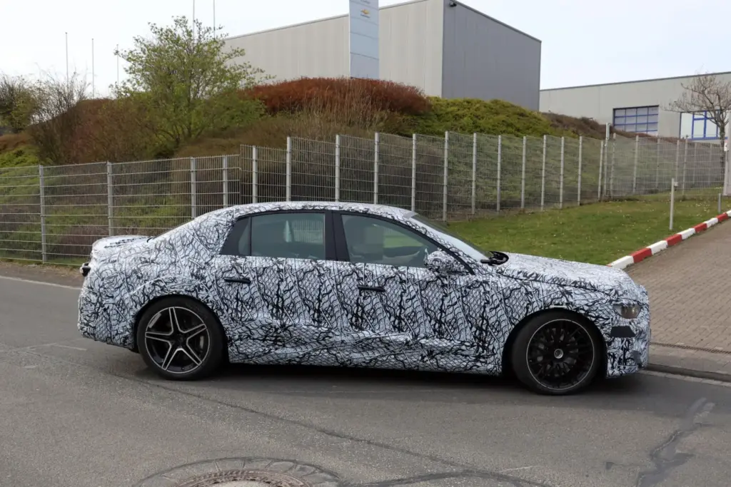 El Mercedes Clase E EQ 100 % eléctrico también pasará por AMG 11 Motor16 Mercedes AMG Clase E EQ 2028 9 Motor16