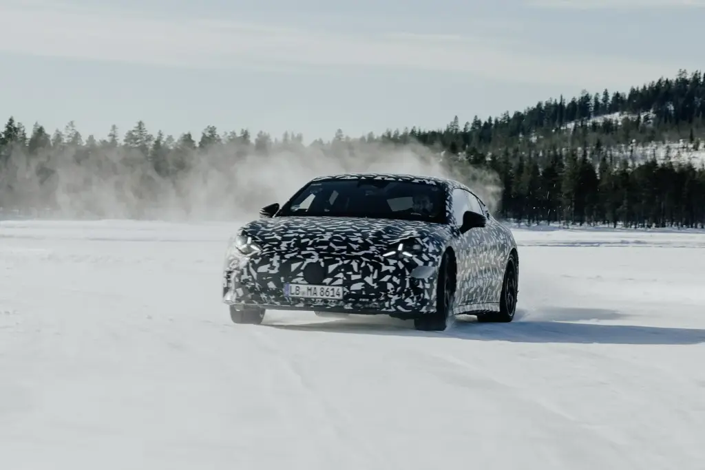 Mercedes AMG GT 4 puertas electrico 4 Motor16