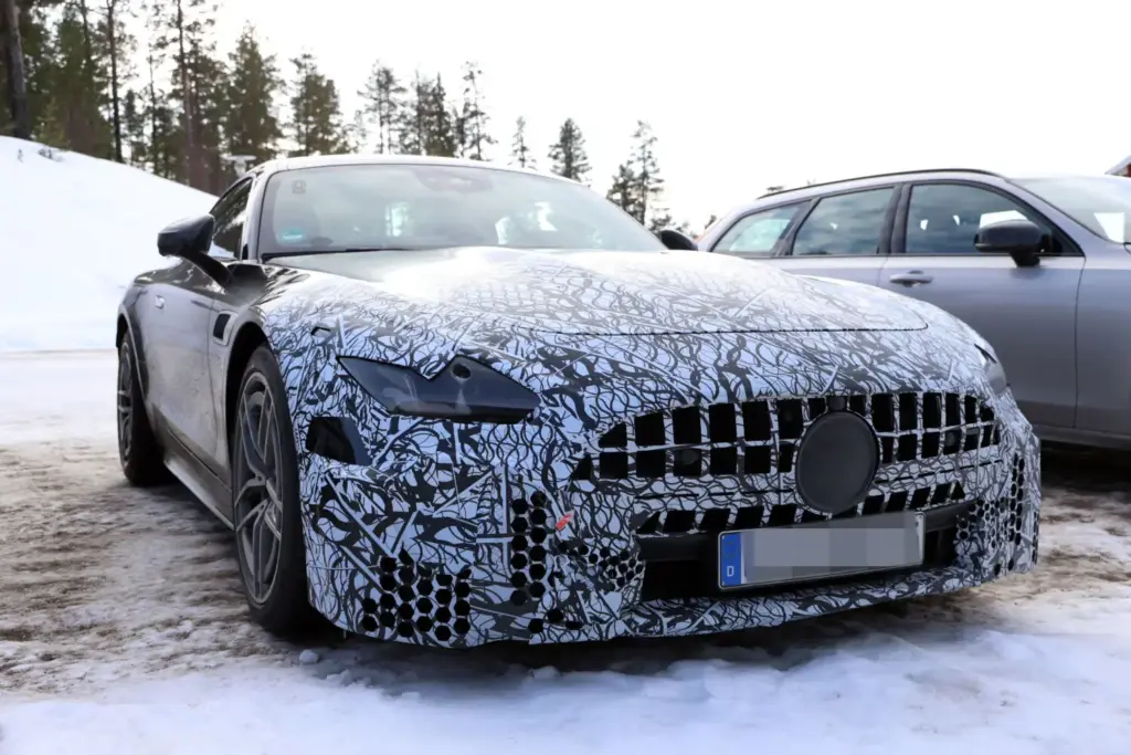 Mercedes AMG GT 43 restyling 16 Motor16