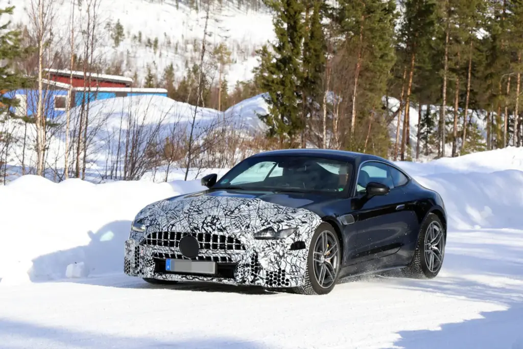 Mercedes AMG GT 43 restyling 3 Motor16