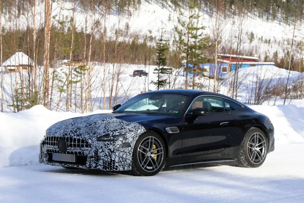 Mercedes AMG GT 43 restyling 5 Motor16